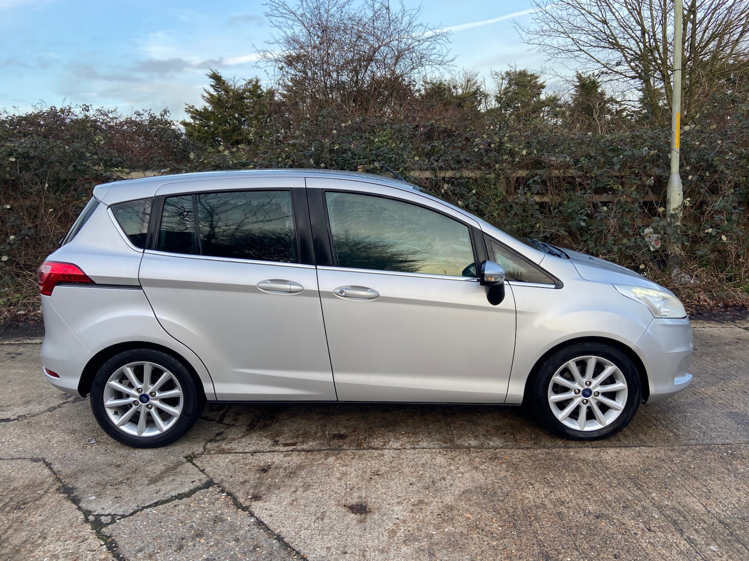 Used Ford B-MAX 2015 for sale - 77228189: Photo 7