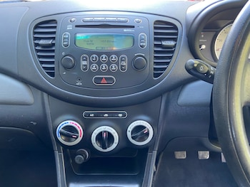 Used Hyundai i10 2009 for sale - 79588198: Photo