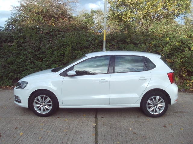 Used Volkswagen Polo 2015 for sale - 76397147: Photo 11