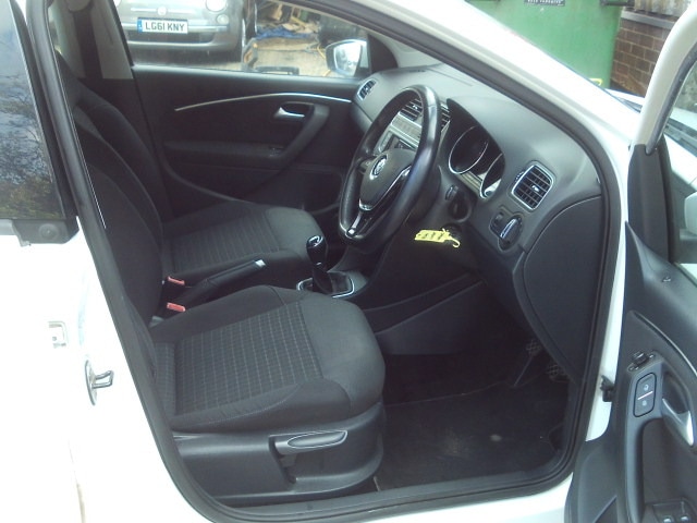 Used Volkswagen Polo 2015 for sale - 76397147: Photo 12