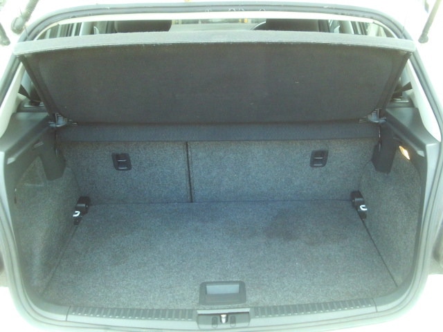 Used Volkswagen Polo 2015 for sale - 76397147: Photo 16