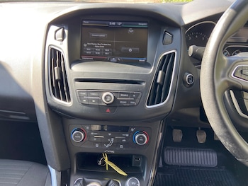 Used Ford Focus 2015 for sale - 78242643: Photo