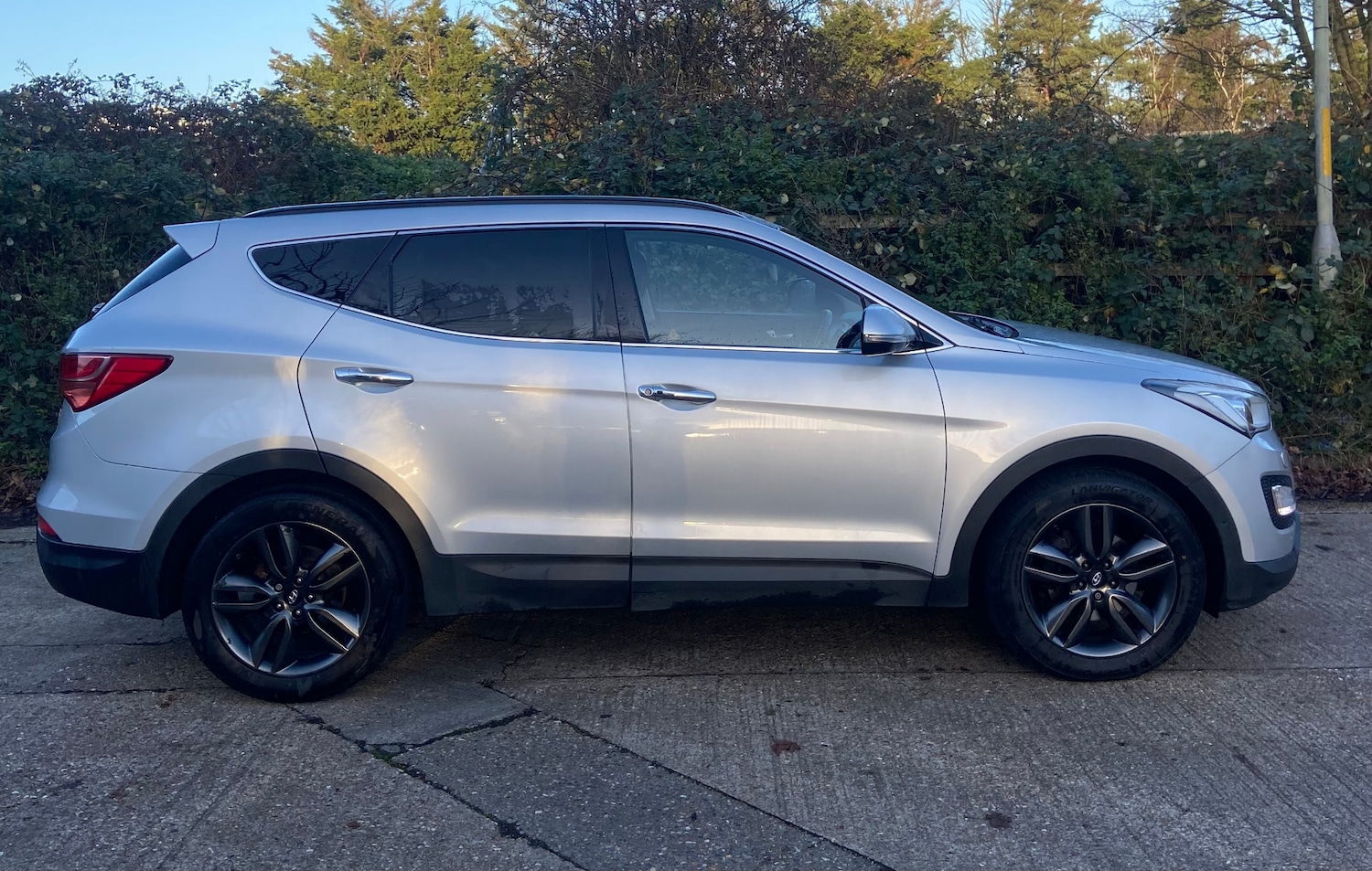 Used Hyundai Santa Fe 2014 for sale - 77006048: Photo 10