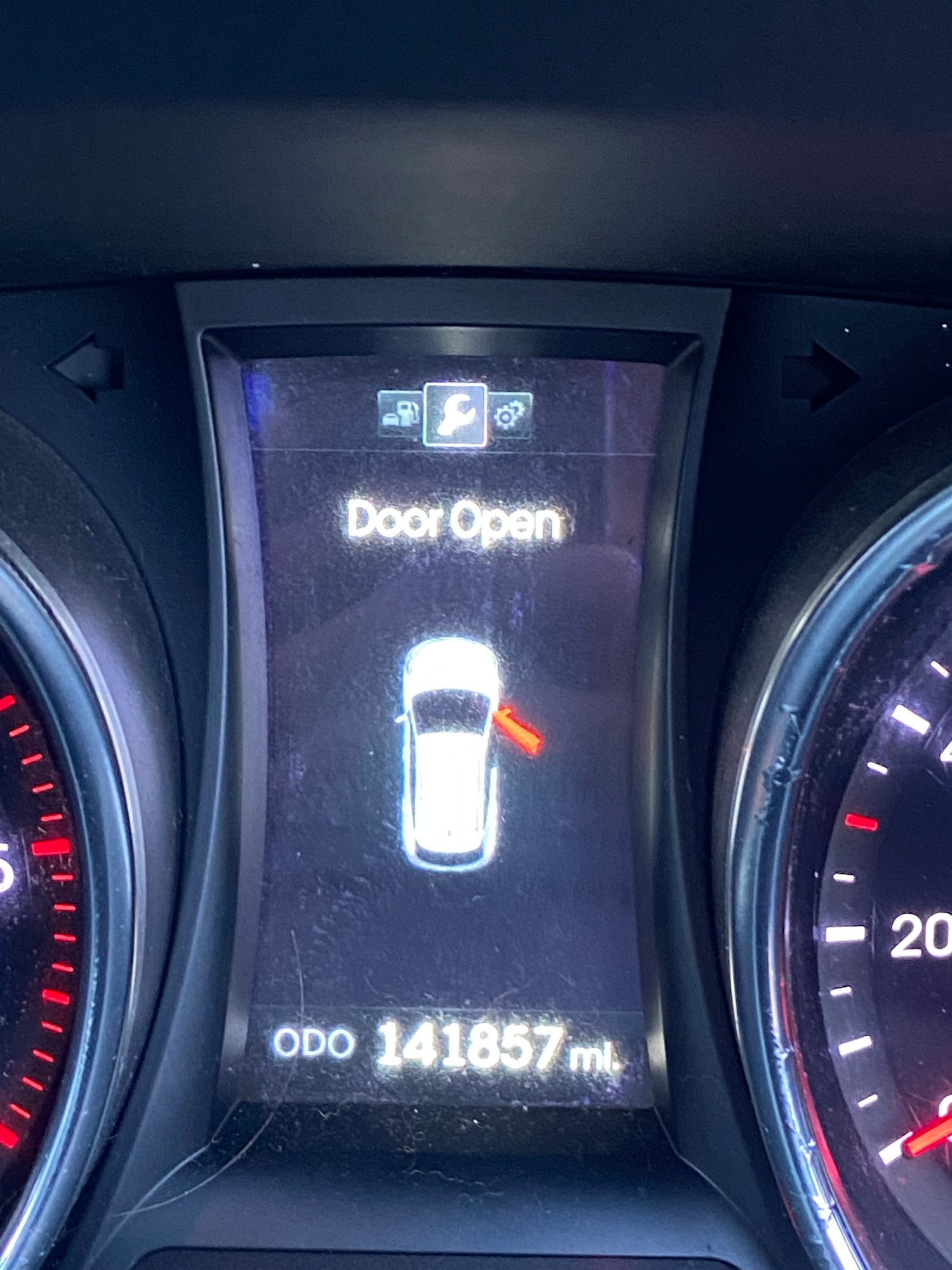 Used Hyundai Santa Fe 2014 for sale - 77006048: Photo 3