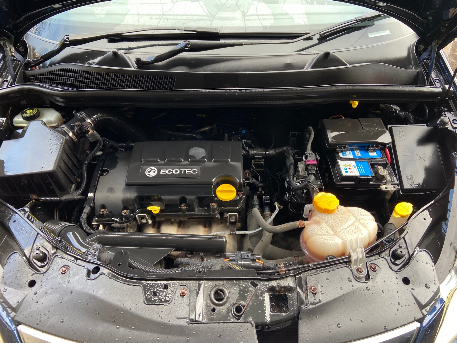 Used Vauxhall Corsa 2012 for sale - 77374103: Photo 5