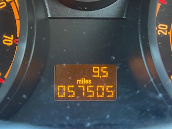 Used Vauxhall Corsa 2012 for sale - 77006194: Photo