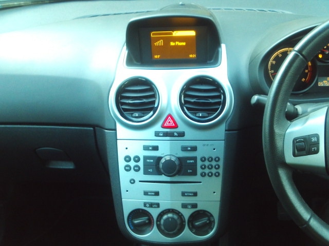 Used Vauxhall Corsa 2012 for sale - 77006194: Photo 4