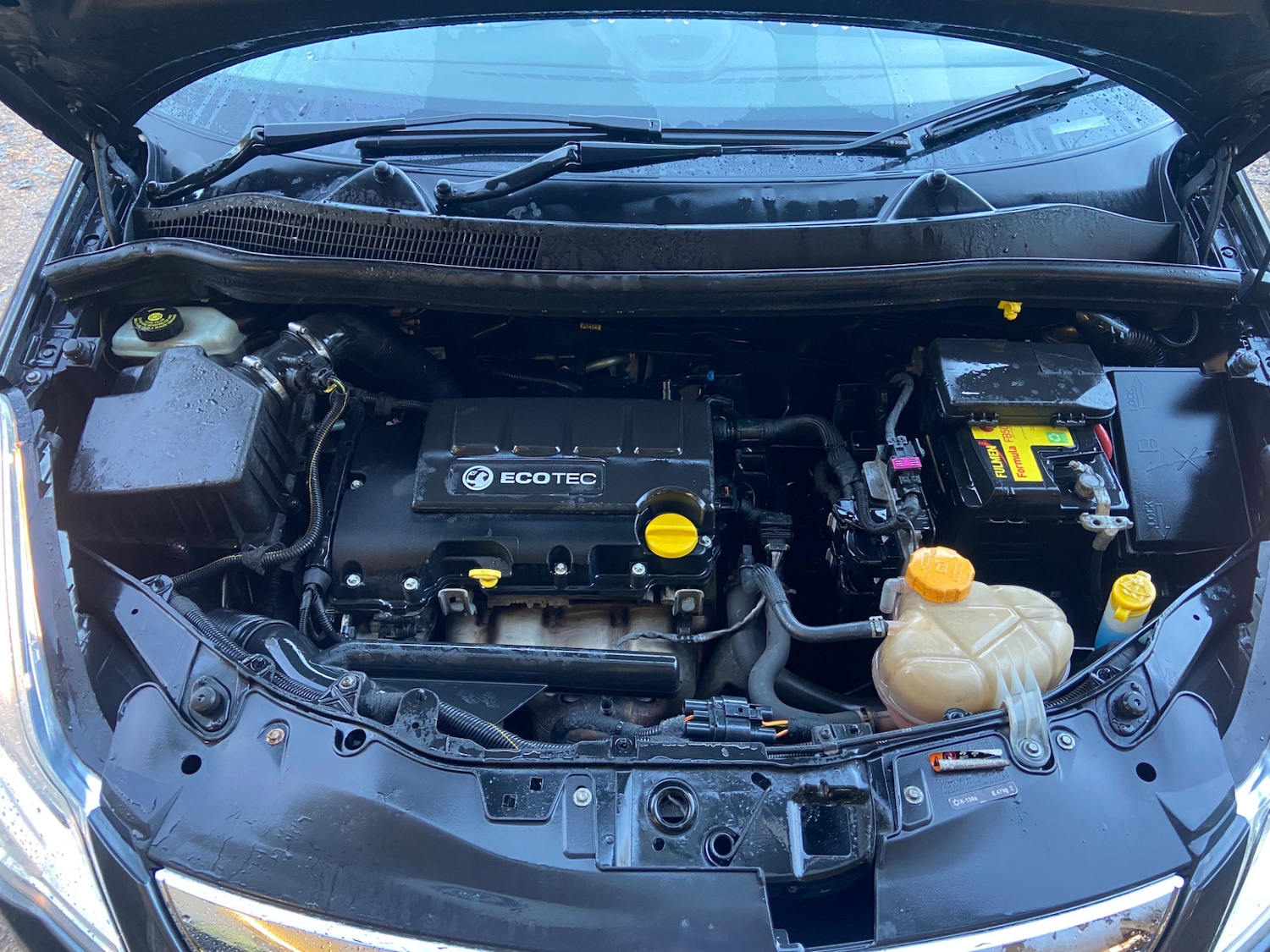 Used Vauxhall Corsa 2012 for sale - 77006194: Photo 5