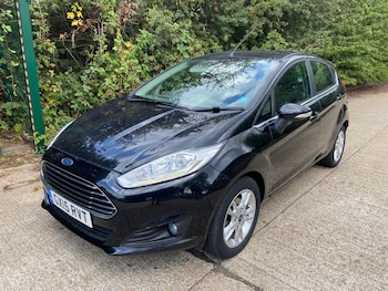 Used Ford Fiesta 2015 for sale - 79473033: Photo