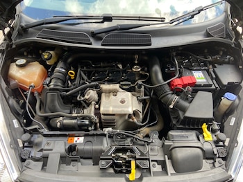 Used Ford Fiesta 2015 for sale - 79473033: Photo