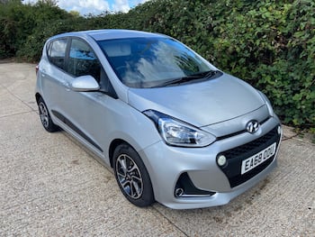 Used Hyundai i10 2018 for sale - 79788911: Photo