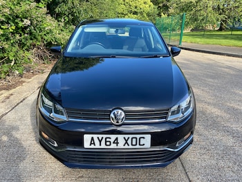 Used Volkswagen Polo 2014 for sale - 78852786: Photo