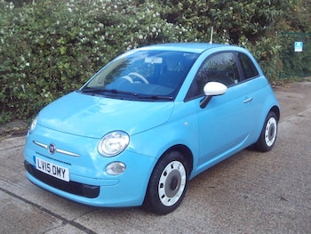 2015 (15) - 1.2 Colour Therapy Blue 31k Miles Years MOT Warranty 3-Door