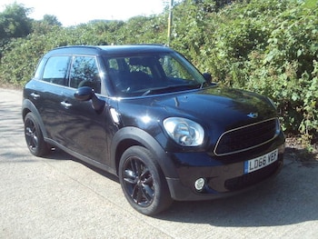 Used MINI Countryman 2016 for sale - 75208242: Photo