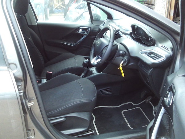 Used Peugeot 208 2018 for sale - 74839998: Photo 12