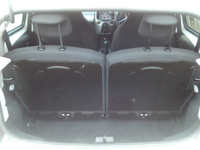 Used Peugeot 108 2017 for sale - 76452471: Photo 16