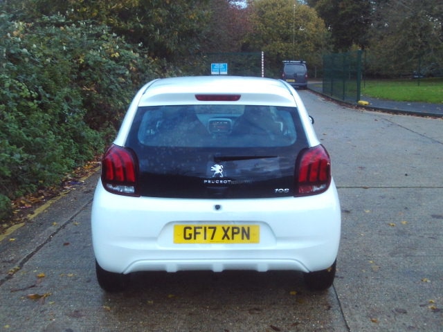 Used Peugeot 108 2017 for sale - 76452471: Photo 6