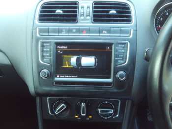 Used Volkswagen Polo 2015 for sale - 75289393: Photo