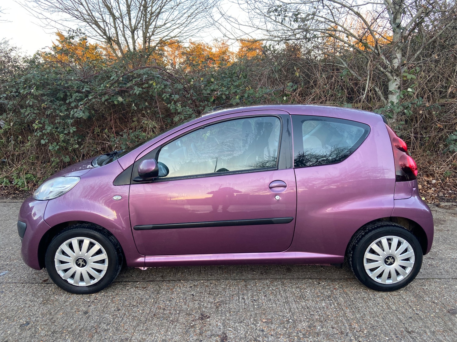 Used Peugeot 107 2014 for sale - 77106442: Photo 10
