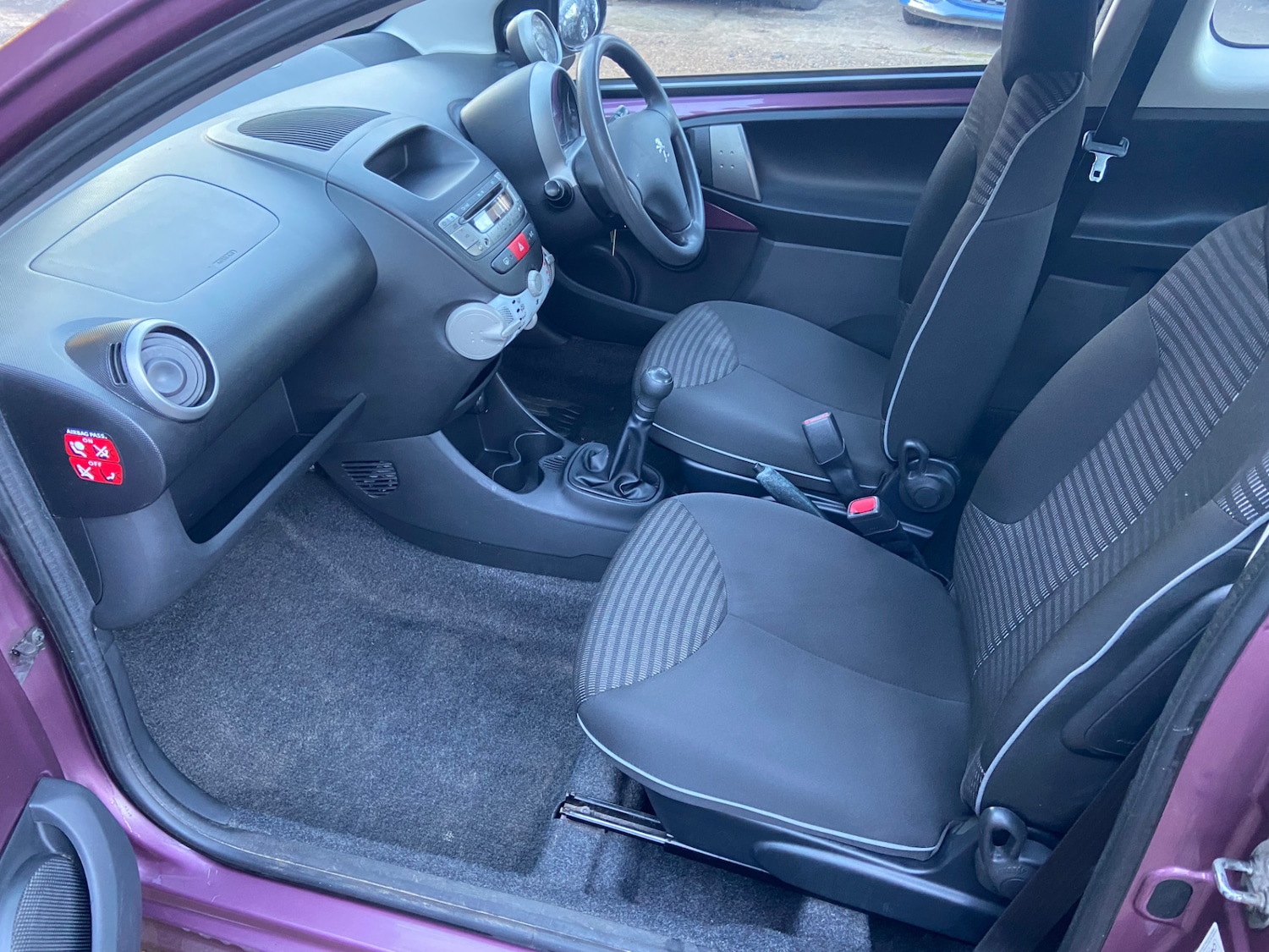 Used Peugeot 107 2014 for sale - 77106442: Photo 15