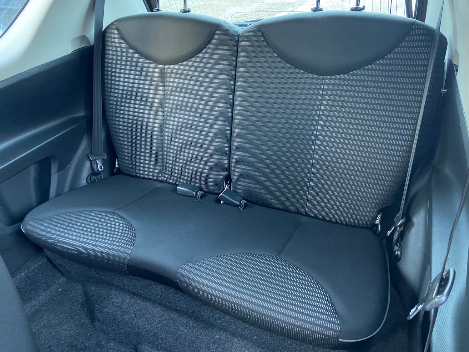 Used Peugeot 107 2014 for sale - 77106442: Photo 16