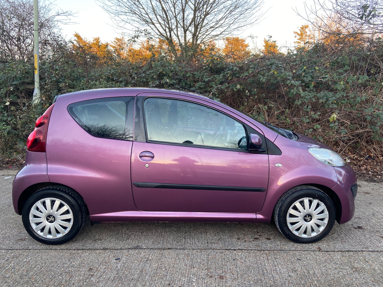 Used Peugeot 107 2014 for sale - 77106442: Photo 8