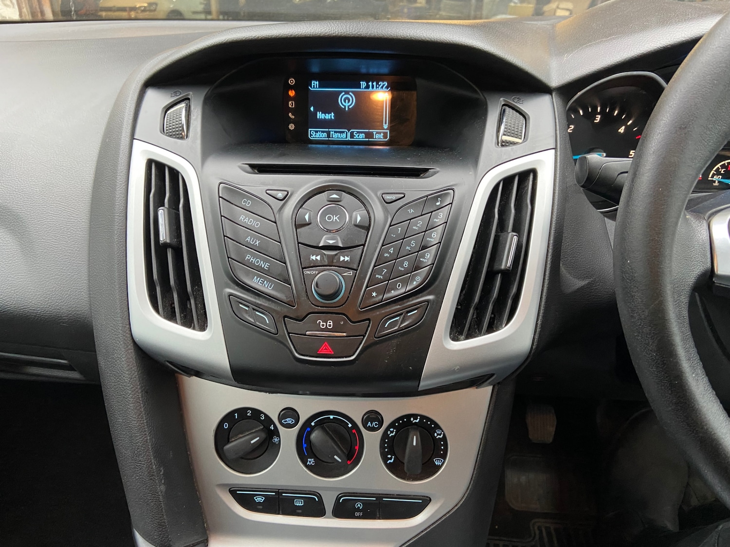 Used Ford Focus 2013 for sale - 77025647: Photo 4