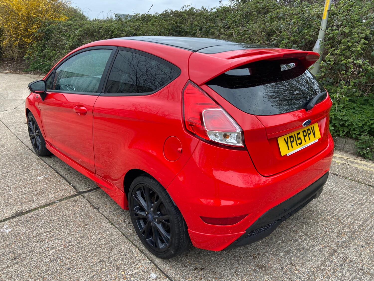 Used Ford Fiesta 2015 for sale - 78081719: Photo 11