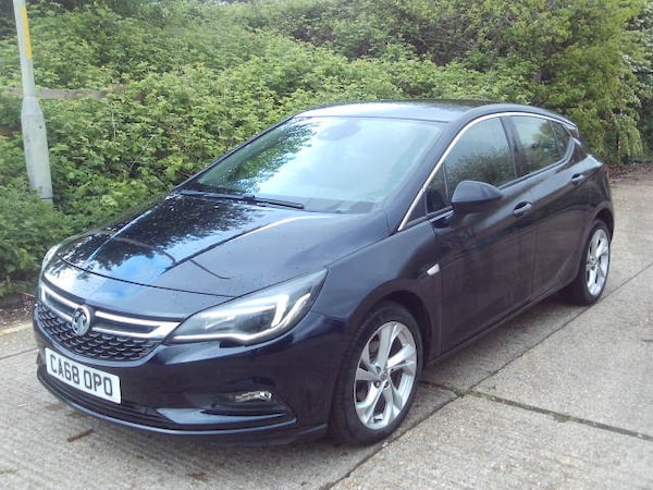 Used Vauxhall Astra 2018 for sale - 74451447: Photo 1