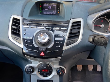 Used Ford Fiesta 2011 for sale - 79245844: Photo