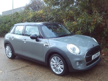 Used MINI Hatch 2017 for sale - 76452474: Photo