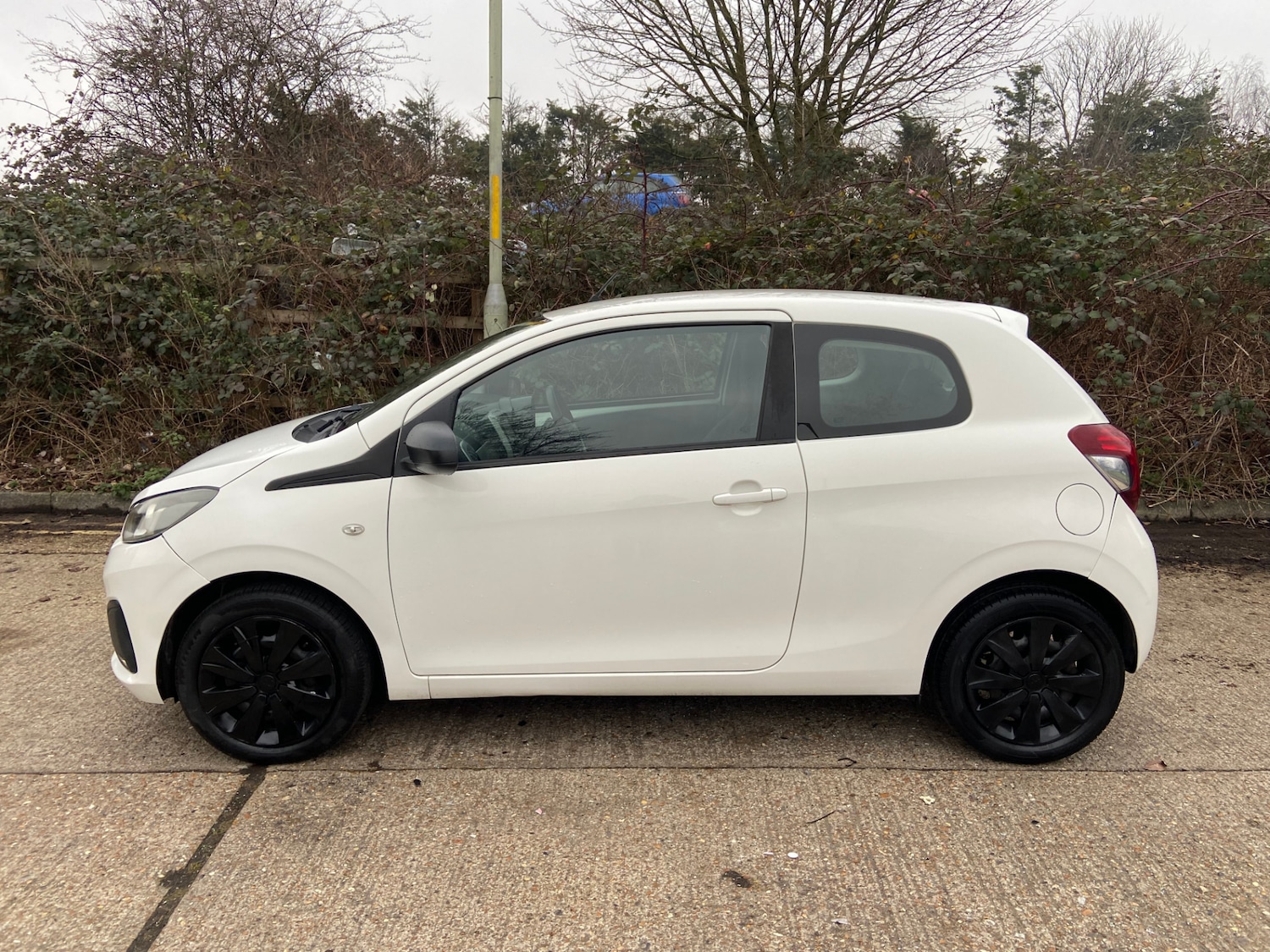 Used Peugeot 108 2015 for sale - 77328889: Photo 9
