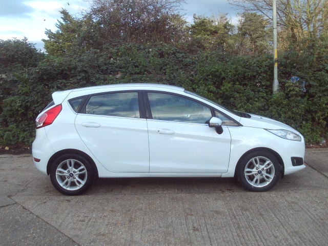 Used Ford Fiesta 2015 for sale - 76640754: Photo 7