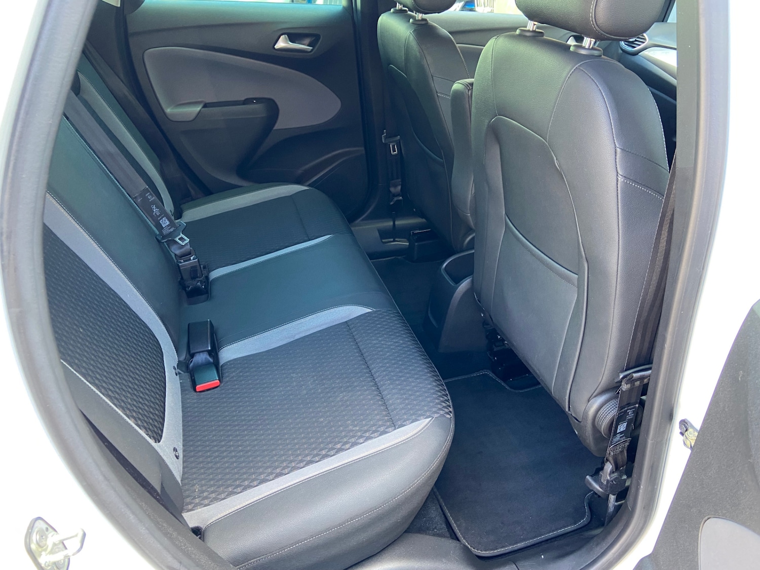 Used Vauxhall Crossland X 2018 for sale - 78018489: Photo 13