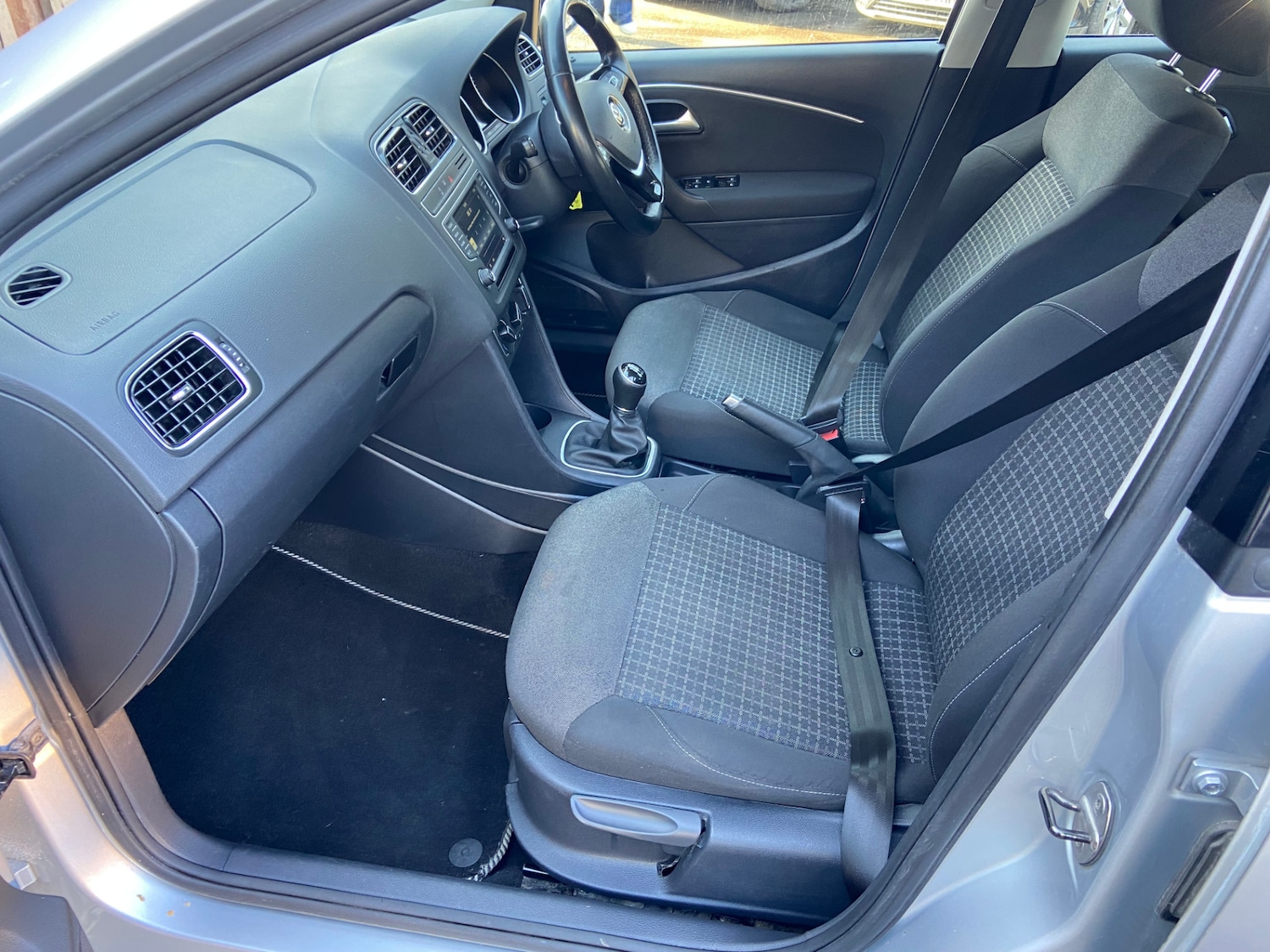 Used Volkswagen Polo 2016 for sale - 77570593: Photo 14