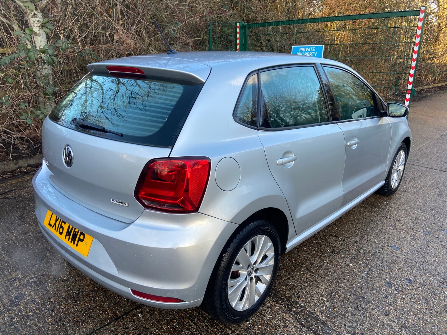 Used Volkswagen Polo 2016 for sale - 77570593: Photo 6