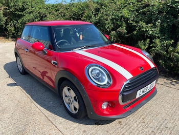 Used MINI Hatch 2019 for sale - 79240777: Photo