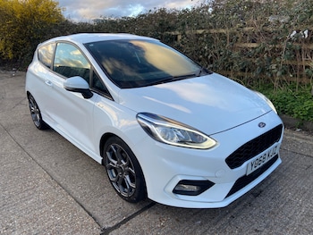 Used Ford Fiesta 2018 for sale - 77821820: Photo