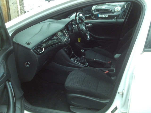 Used Vauxhall Astra 2017 for sale - 76598504: Photo 18