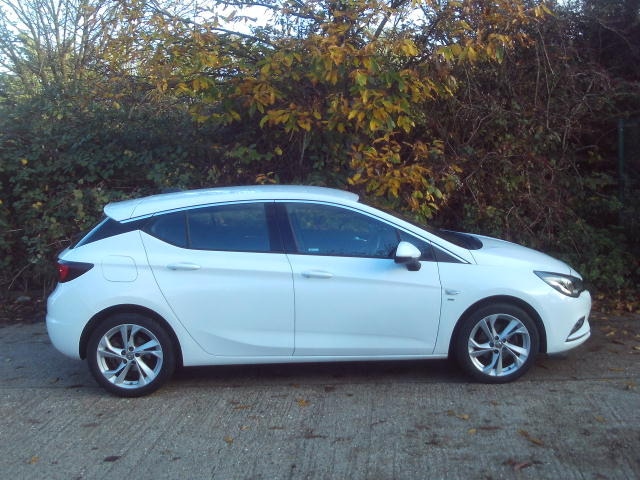 Used Vauxhall Astra 2017 for sale - 76598504: Photo 8