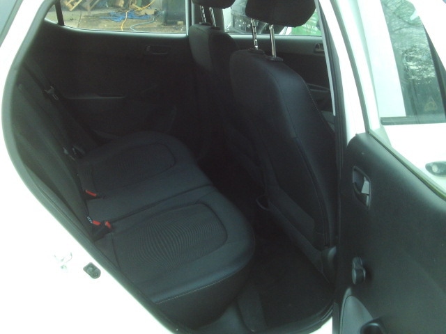 Used Hyundai i10 2018 for sale - 76332427: Photo 13