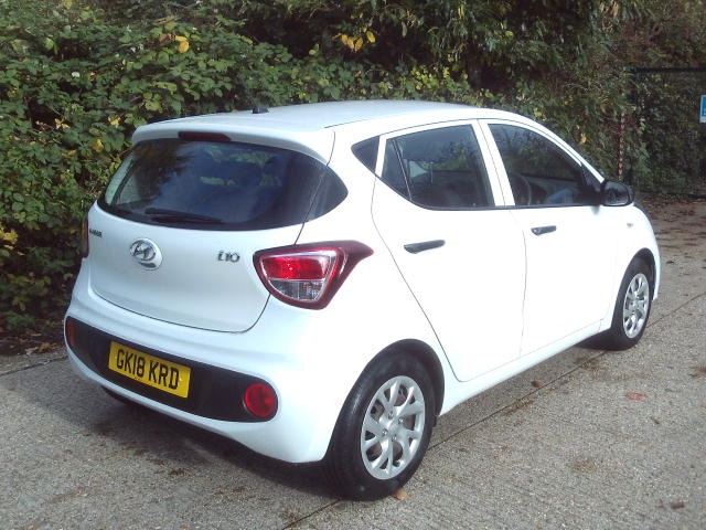 Used Hyundai i10 2018 for sale - 76332427: Photo 7