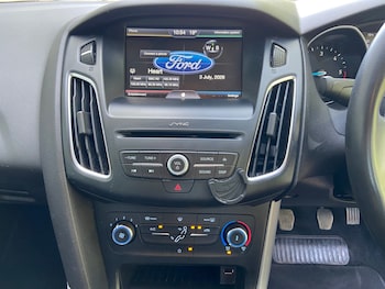 Used Ford Focus 2015 for sale - 79091560: Photo