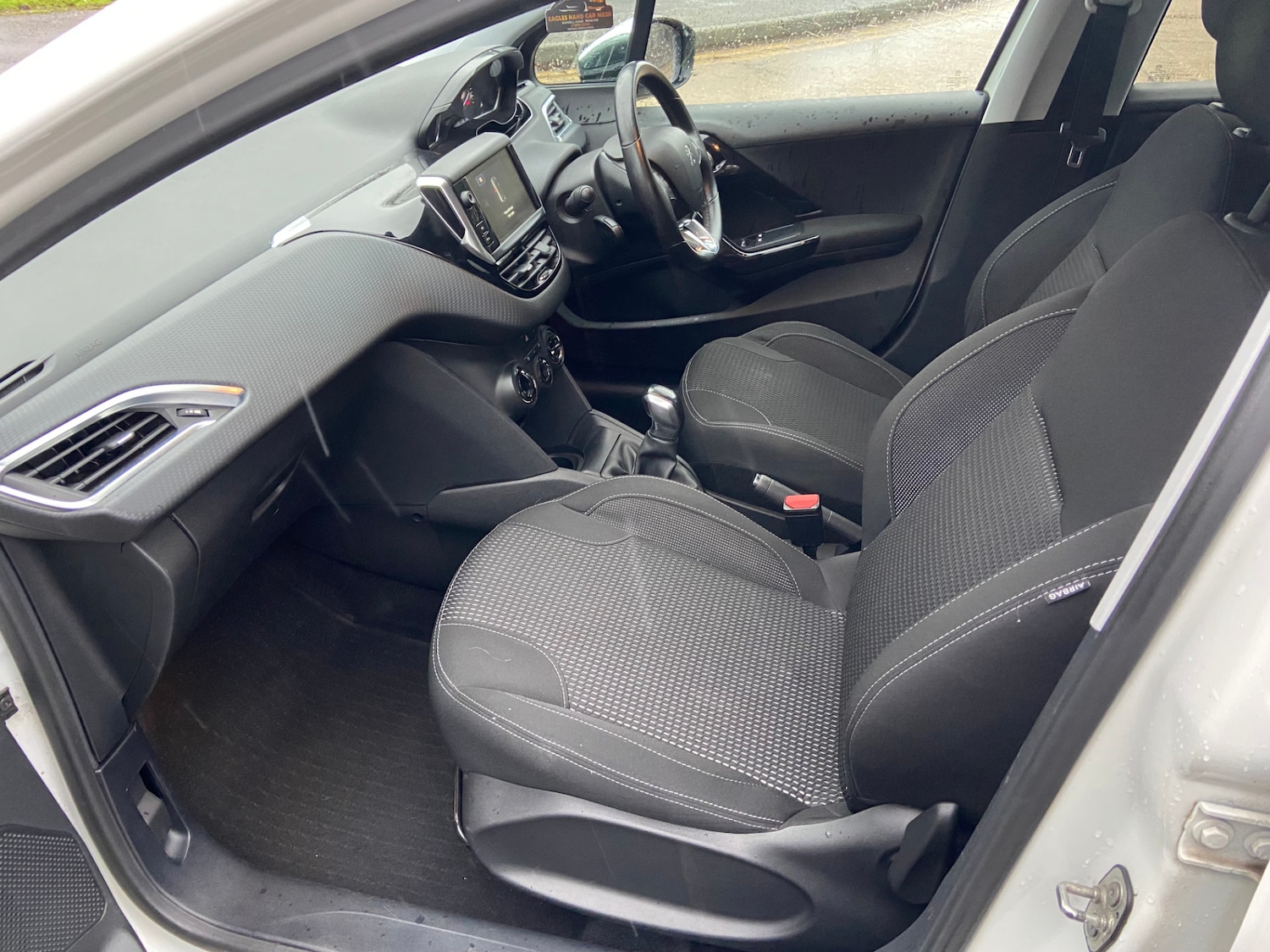 Used Peugeot 208 2015 for sale - 77151679: Photo 14