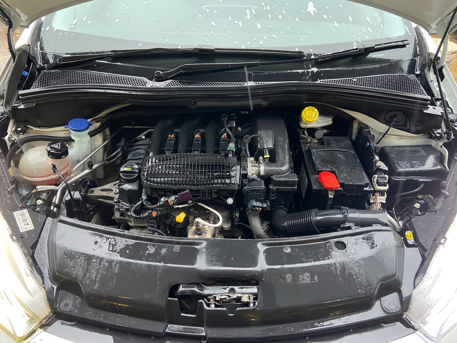 Used Peugeot 208 2015 for sale - 77151679: Photo 5