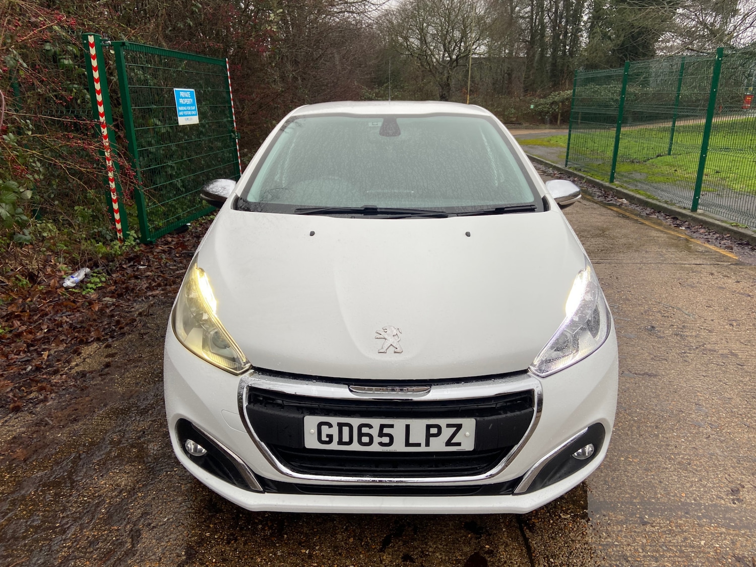 Used Peugeot 208 2015 for sale - 77151679: Photo 9