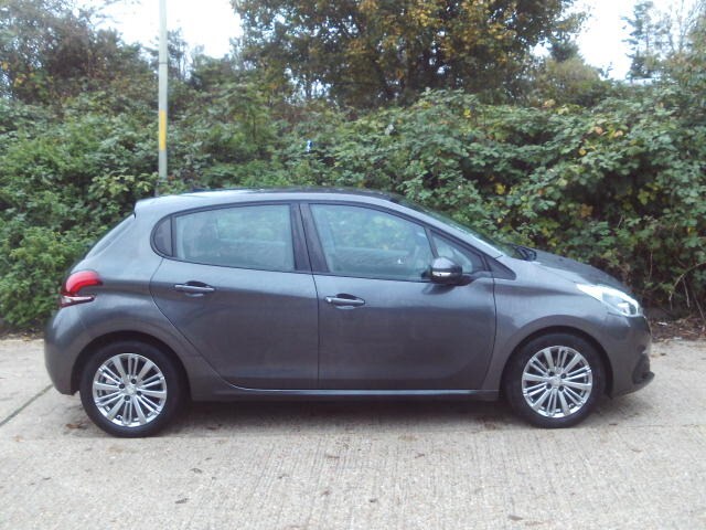Used Peugeot 208 2019 for sale - 76302797: Photo 7