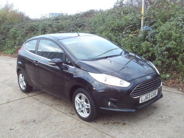 Used Ford Fiesta 2013 for sale - 76640836: Photo 2
