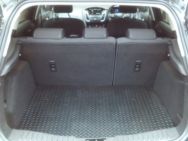 Used Ford Focus 2015 for sale - 76922035: Photo 18