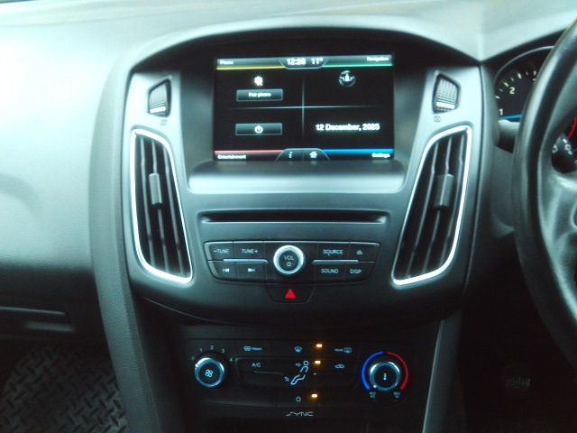 Used Ford Focus 2015 for sale - 76922035: Photo 4